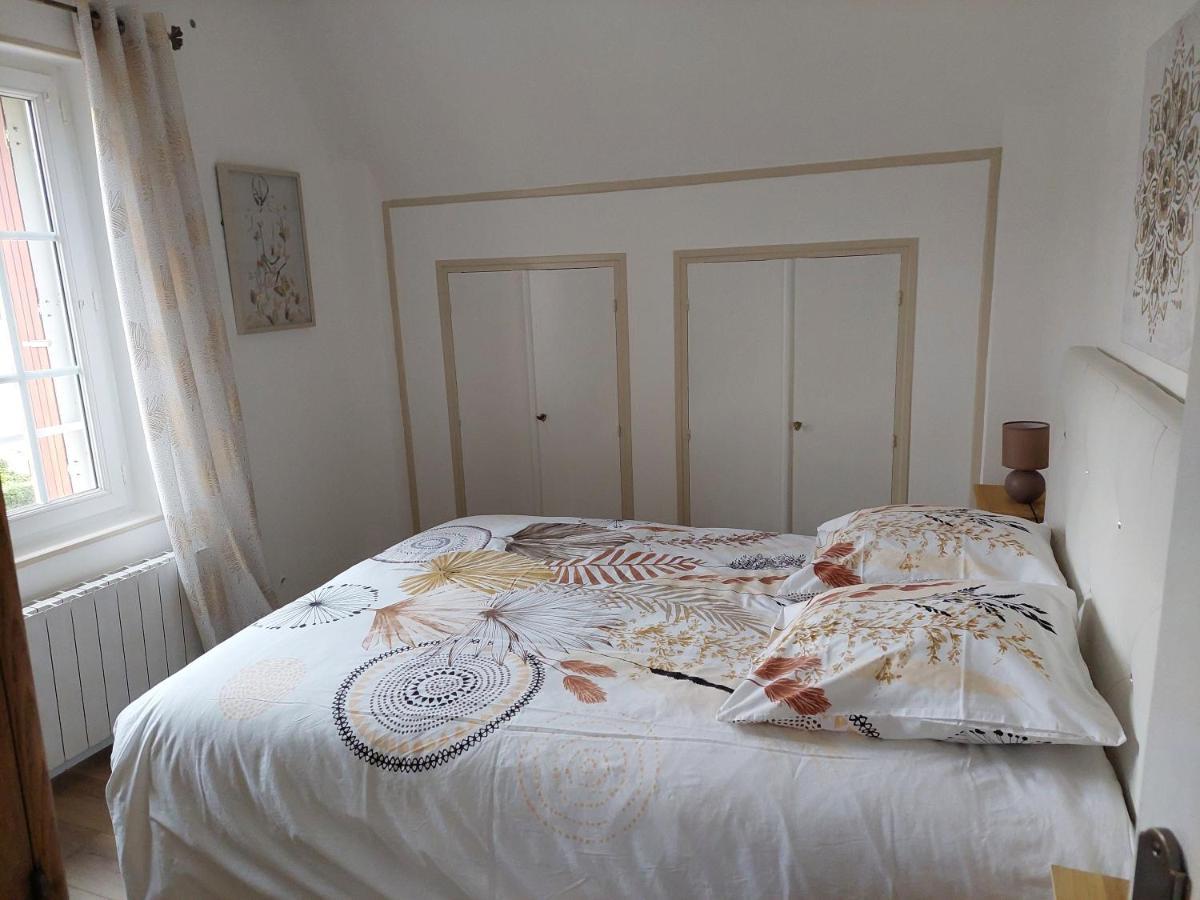 Au Gre Des Marees 2 Appartement Face A La Mer 2Eme Etage Ault Exterior photo